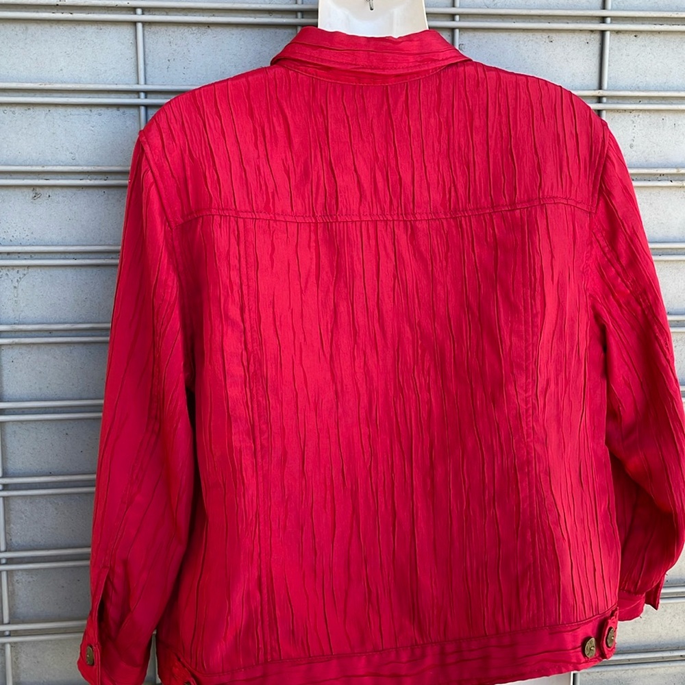 Ruby Rd. Red Crinkled Jacket. - Picture 5 of 9